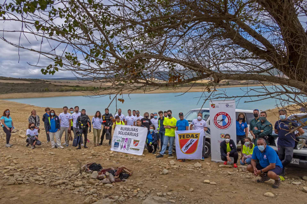 La limpieza de fondos del Embalse de Alloz, en prensa